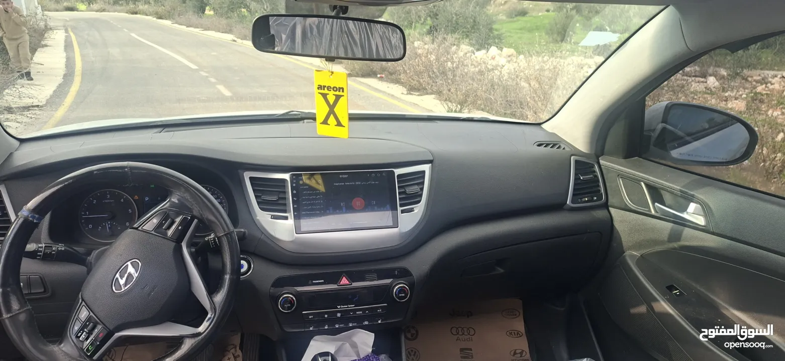 جيب هواندي توسان موديل 2016-ماتور 2000ديزل فل فل اضافات مع فتحة سقف بنوراما الجيب فحص شركة ونخب