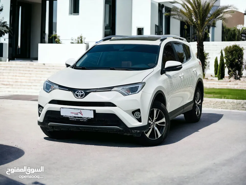 TOYOTA RAV4  2.5L V4  VX  2017  GCC  0% DOWNPAYMENT