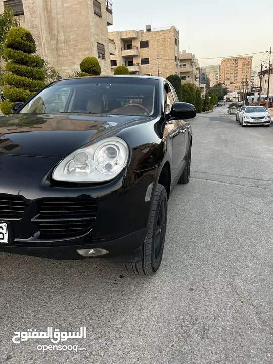بورش كيان 2004 اسود