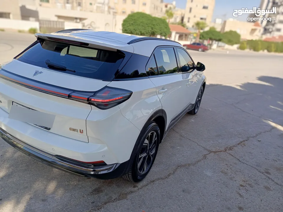 نيتا يو برو 2022 مع فتحه بانوراما بحاله الوكاله