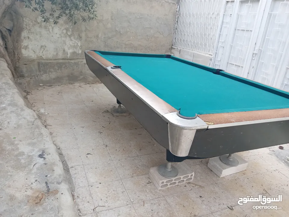 فك نقل تركيب جميع انواع طاولات البلياردو والسنوكر