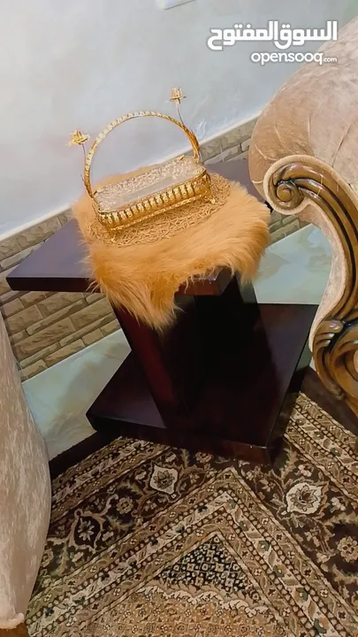 طقم غرفة الضيوف كامل....