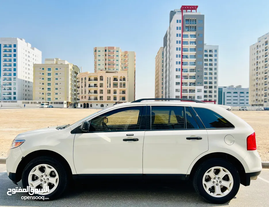 A Clean And Well Maintained FORD EDGE 2013 White GCC