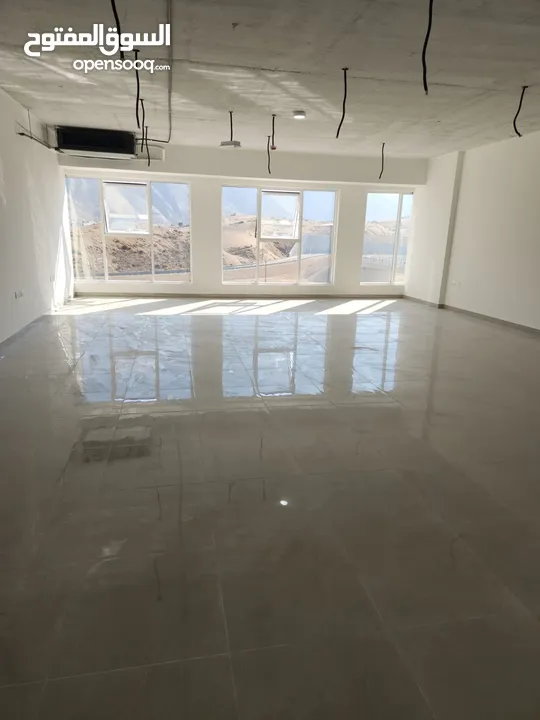 OFFICE SPACE FOR RENT IN BAWSHAR ‎مساحات مكتبية للإيجار في منطقة بوشر الآمين