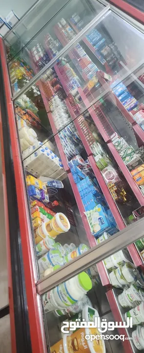 سوبر ماركت للبيع