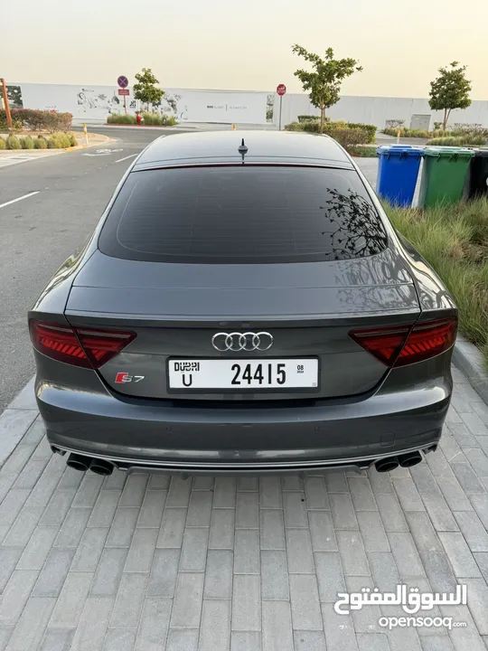 Audi S7- GCC Space - No Accidents