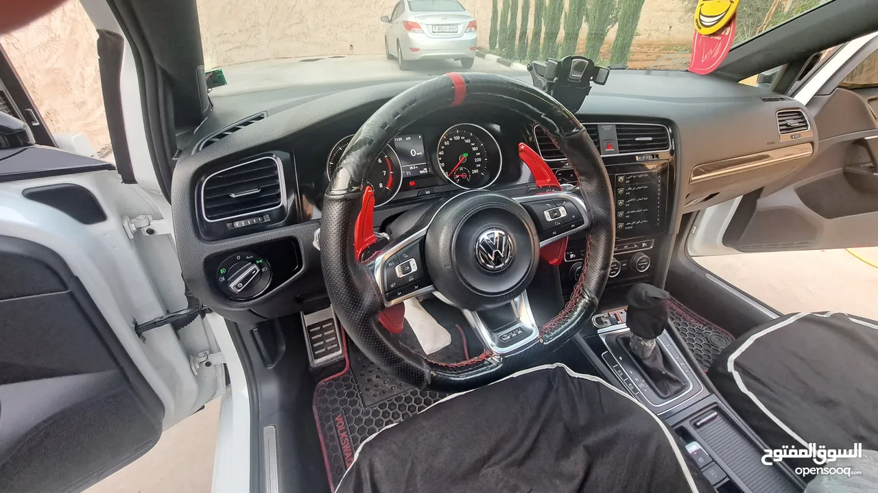 البيع كككاش فقط بسبب السفر جولف gti mk7 2015 fullllll الماني مش خليجي