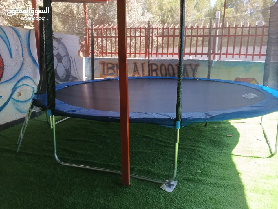 ترامبولين نطيطيه عالي الجوده بيحمل وزن عالي حديد قوي ومتين لتجهيز مناطق الألعاب والترفيه بمقاسات
