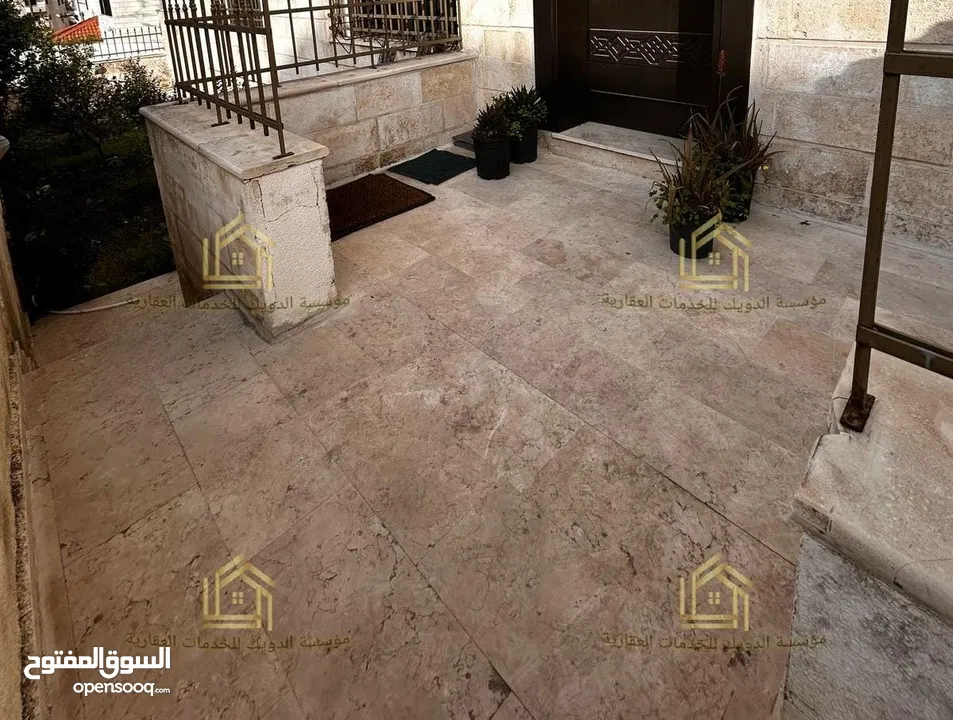 شقة سوبر ديلوكس ارضية مع حديقة