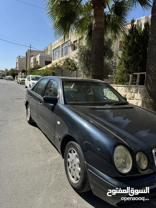مرسيدس E200 كلاسيك موديل 1999 للبيع
