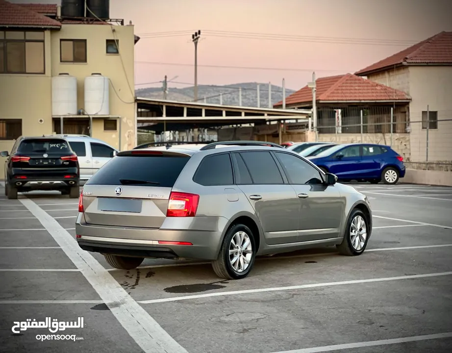 سكودا اكتافيا ستيشن 2019 اتوماتيك ماتور 2000 ديزل فل الفل  فتحة سقف بانوراما