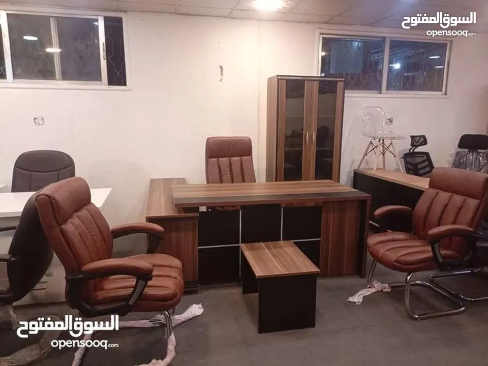 مكتب مدير قياس 180سم +جانبية +طاولة هديه مع كل مكتب لامينيت  اثاث مكتبي