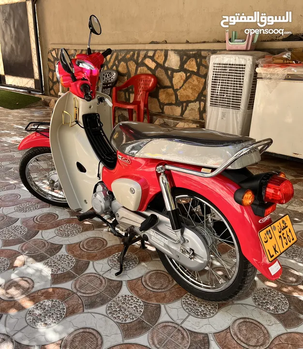 للبيع دراج هوندا2021 بحالة وكالة 110cc