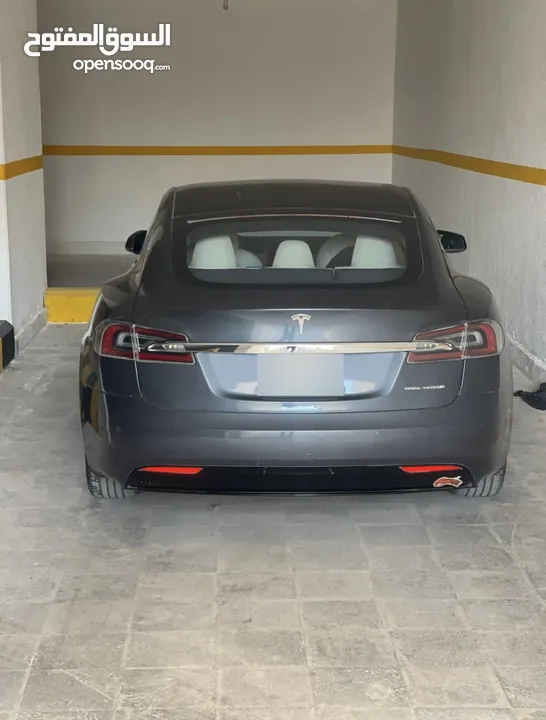 Tesla model s