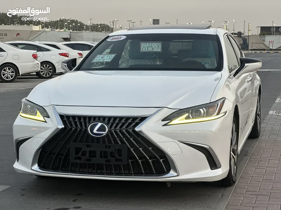 لكزس 2021 خليجي لون ابيض لون داجل جملي فتحه بصمه مثبت تحكم رنكات شاشي كامرا ستاره بصمه رقم واحد