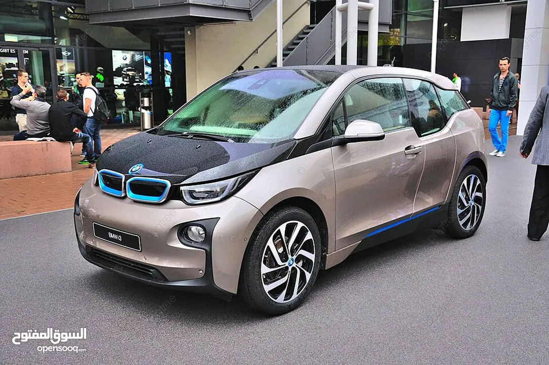 50 كم ماشيه دفعه 6500  قسط 200 بدون بنك BMW i3  شحن منزلي و كازيه نظام بنزين ريكس تيرا