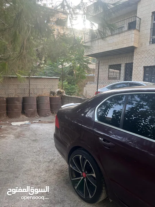 للبيع كاش بسعر حرق او البدل سكودا سوبير فل الفل فتحه سقف كراسي كهرباء برادي لدات اماميه وخلفي