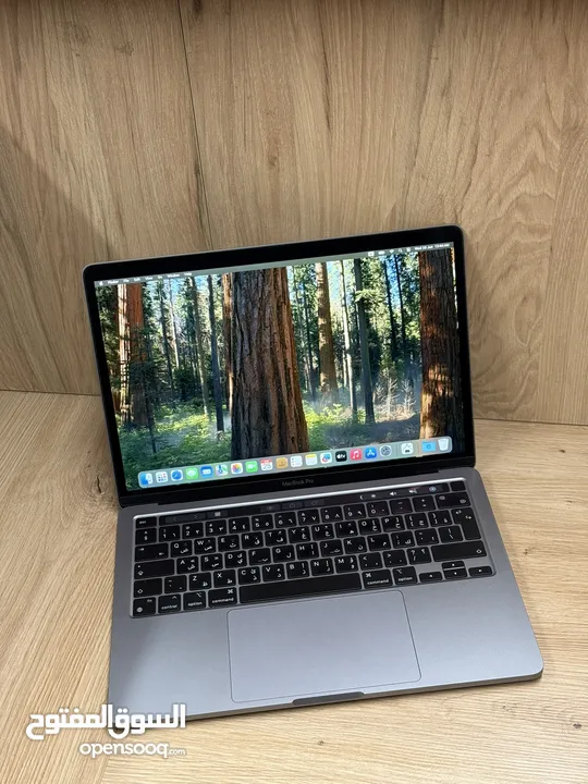 MacBook Pro 2022/ M2-Chip/ 512 SSD/ 8 RAM