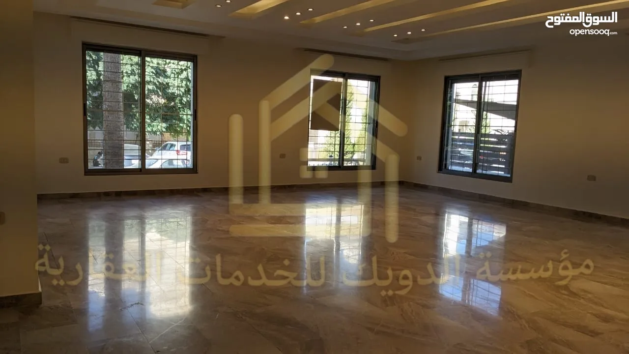 شقة فاخرة - عبدون - 4نوم 2ماستر - حديقة - ترسات - مسبح - أرقى مناطق عبدون -