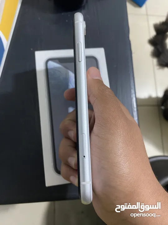 iPhone Xr white colour
