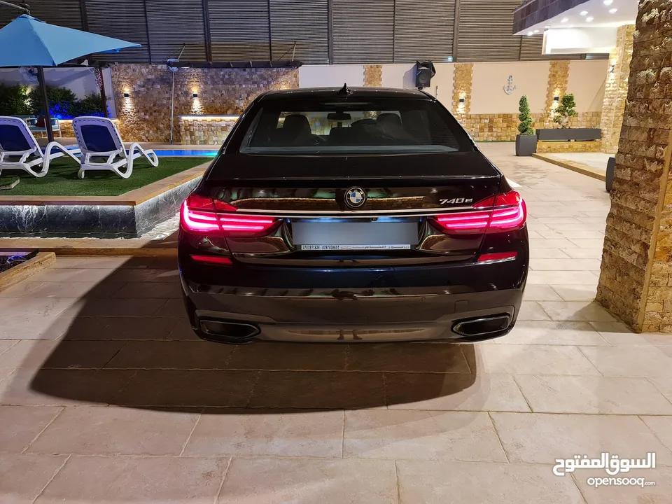 سيارة BMW 740 موديل 2017 مواصفات خاصه فل كامل اعلى مواصفات