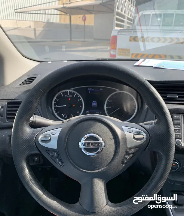 Nissan Sentra S 2019