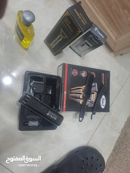 اربع مكينات للبيع ثلاث وكاله وحده راسها مش عارف اركبوا