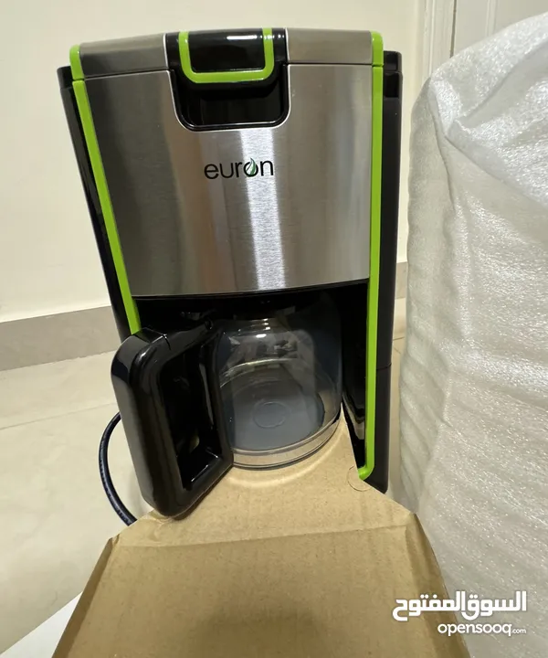 ‎ ماكينة صنع القهوة يورون 900 واط لون اسود Euron 900 Watts 3-1 Designer Coffee Maker, Black