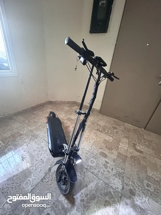 سكوتر كهربا   54V. 13A.   500 W.