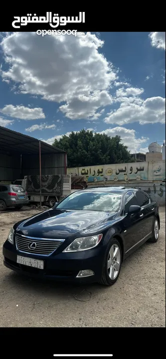 لكزس LS460 2008  الوحيدة في اليمن مركب الشيووخ