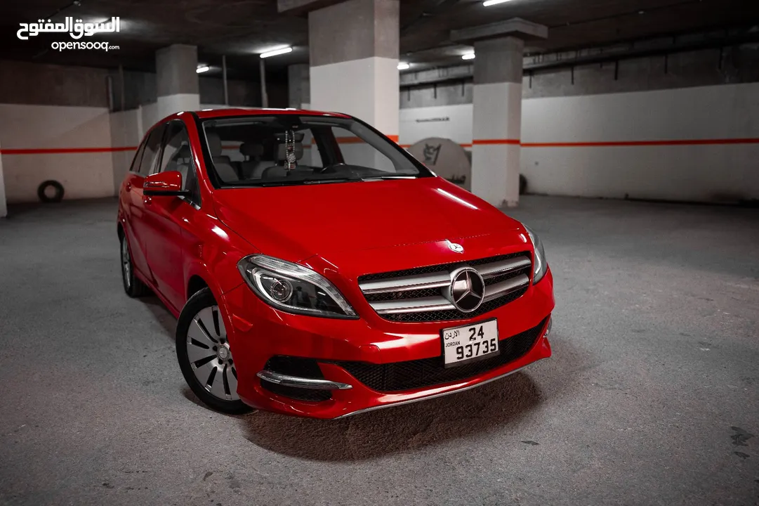 مرسيدس بنز  (Mercedes B250 )  اعلى صنف موديل 2014 …..