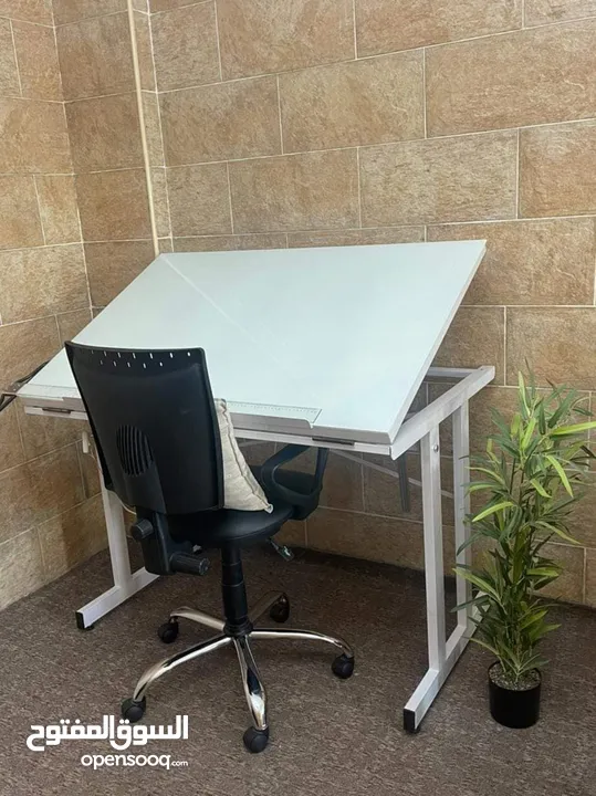 مرسم  مرسم هندسي   مراسم هندسية   طاولات رسم هندسي   drafting table   مرسم شف   رسم    مكتب هندسي...