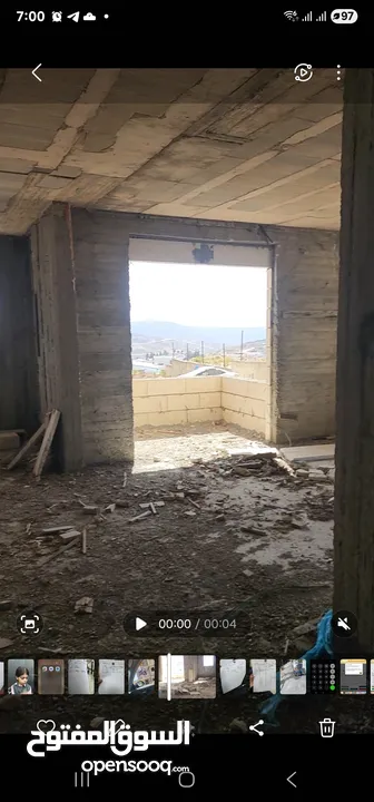 شقة للبيع في رام الله او البدل على شقة في الخليل