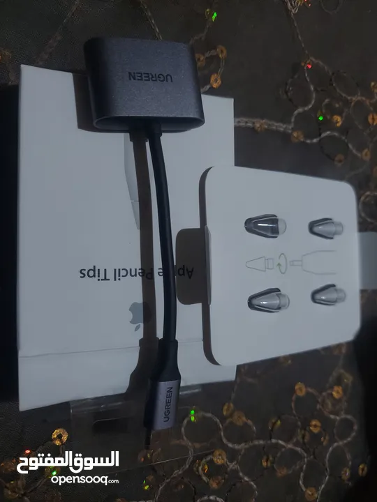 رؤوس اقلام ابل  Apple أصلية + Adapter Type C