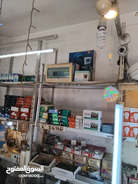 بضاعة محل كهرباء 1 فاز للبيع بالكامل وأقل من سعر الجمله