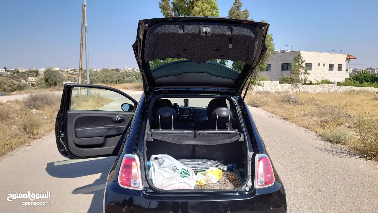 فيات 500e موديل 2017 لون اسود