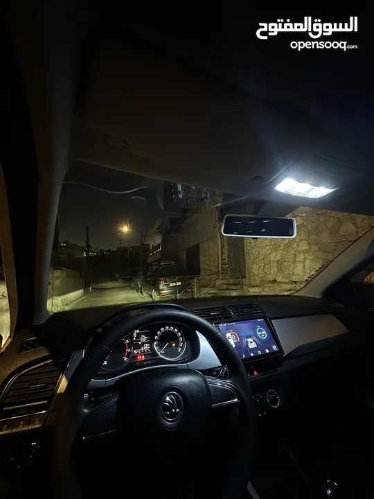 سكودا فابيا ترخيص 2015 للبيع كاش أو دفعه وشكات السياره جديده ما شاء الله.