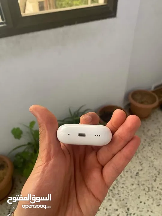 Airpods pro 2 اصليه