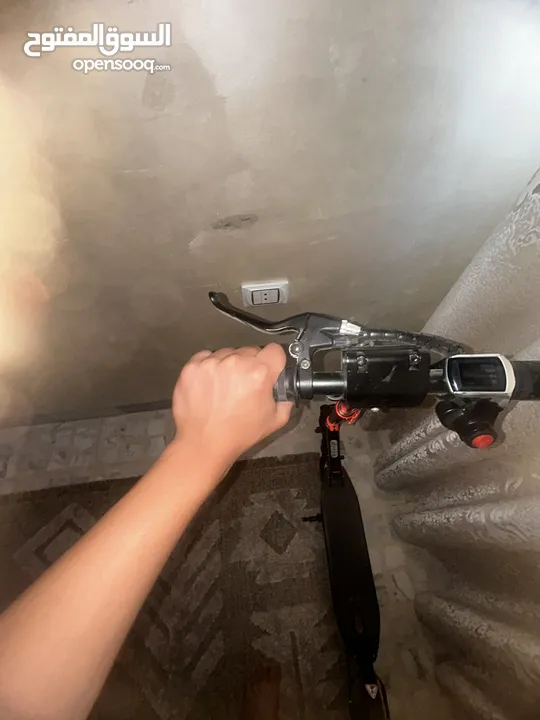سكوتر كهربائي