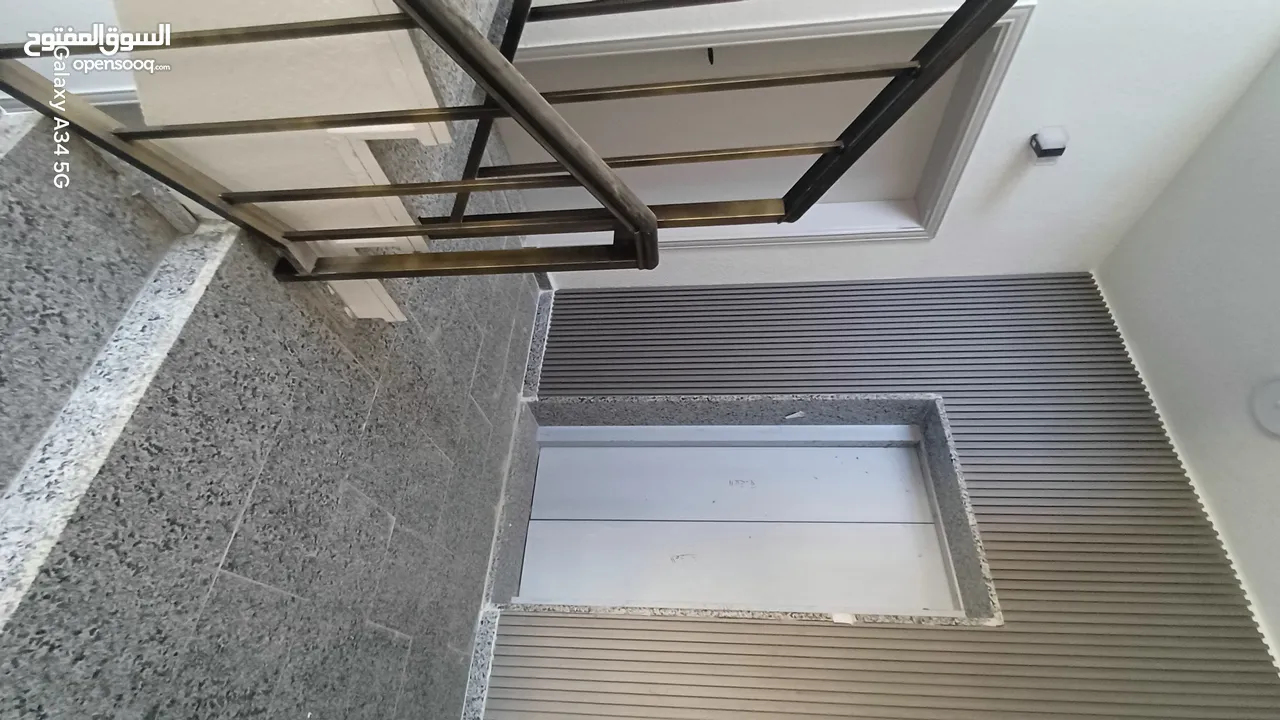 شقة فاخرة للبيع التامنة ط2هندسي 155م + تراس ومصعد