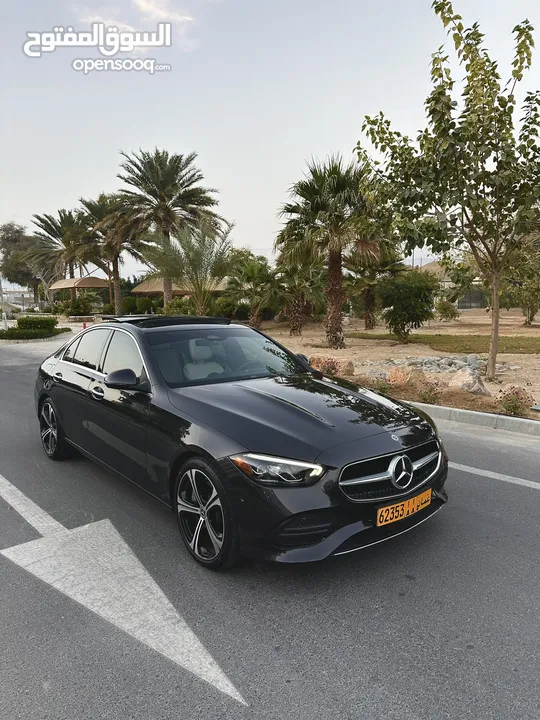 مرسيدس C300 موديل 2022 (رمادي غامق)