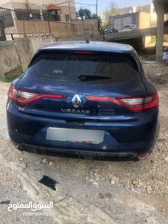 سيارة رينو ميجان قراند كوبي هاتشباك 2018 للبيع