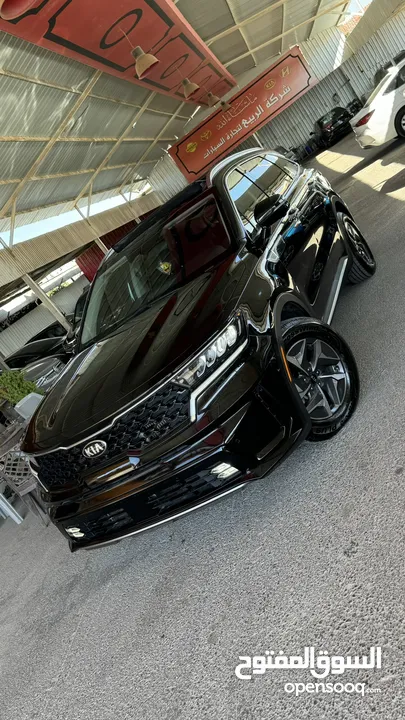 سعر بدون جمركKia sorento Hybrid 2021 ‏ سيارة لا زالت حرة