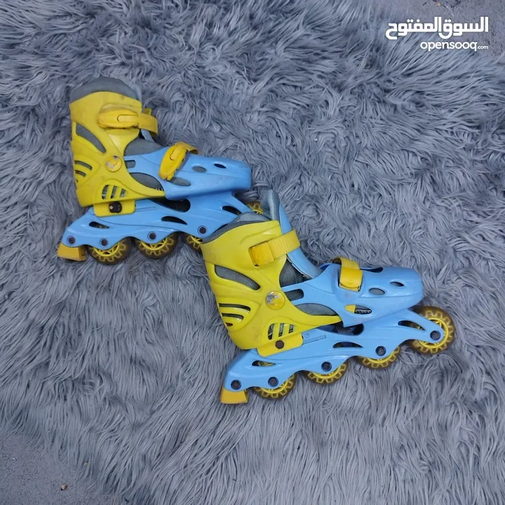 أكسسوارات وخوذ للبيع