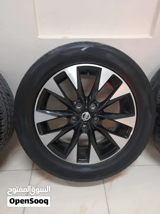 للبيع رنقات التيما ب 120وقابل Altima wheels for sale for 120Negotiable