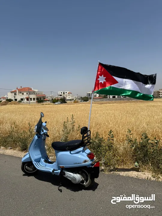 فيسبا لون مميز  2025 Vespa Vxl 150