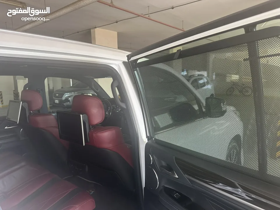 Lexus LX 570 2019 model