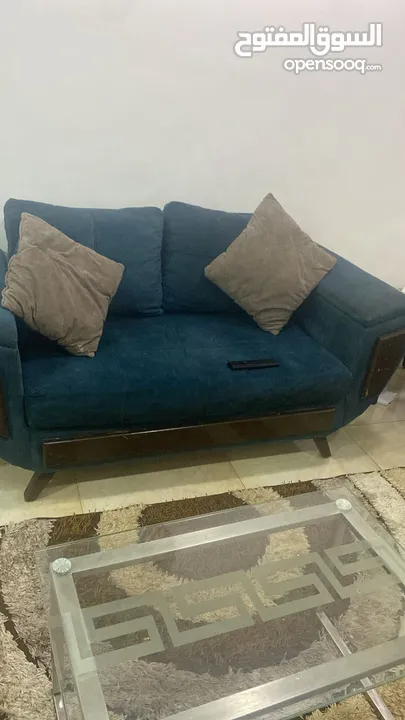 كنب للبيع حاله جيده