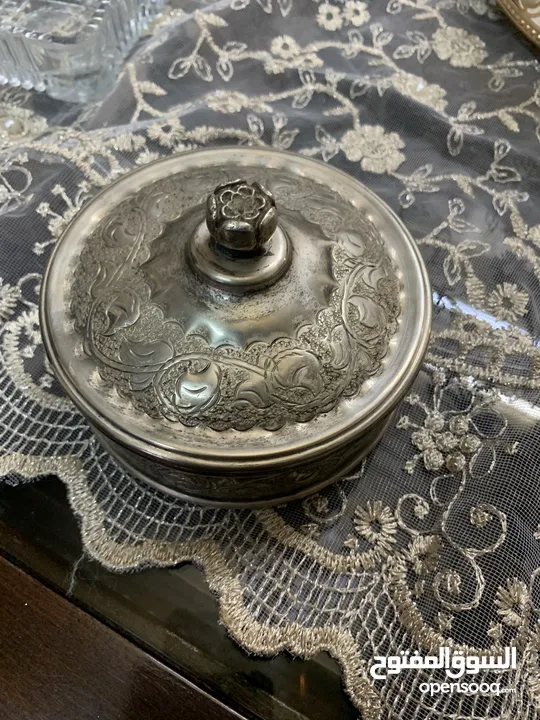 نحاسات و فضه للبيع