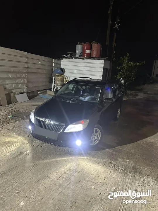 سكودا فابيا2011